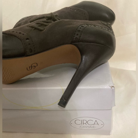 CIRCA JOAN & DAVID Leather & Suede Heeled Booties 7M NWT - Picture 10 of 13